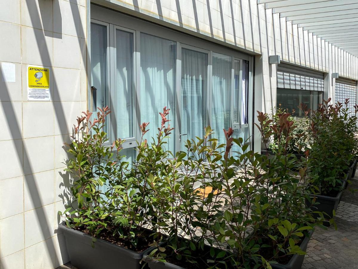Appartamento A 30 Mt Dal Mare Cecina  Extérieur photo